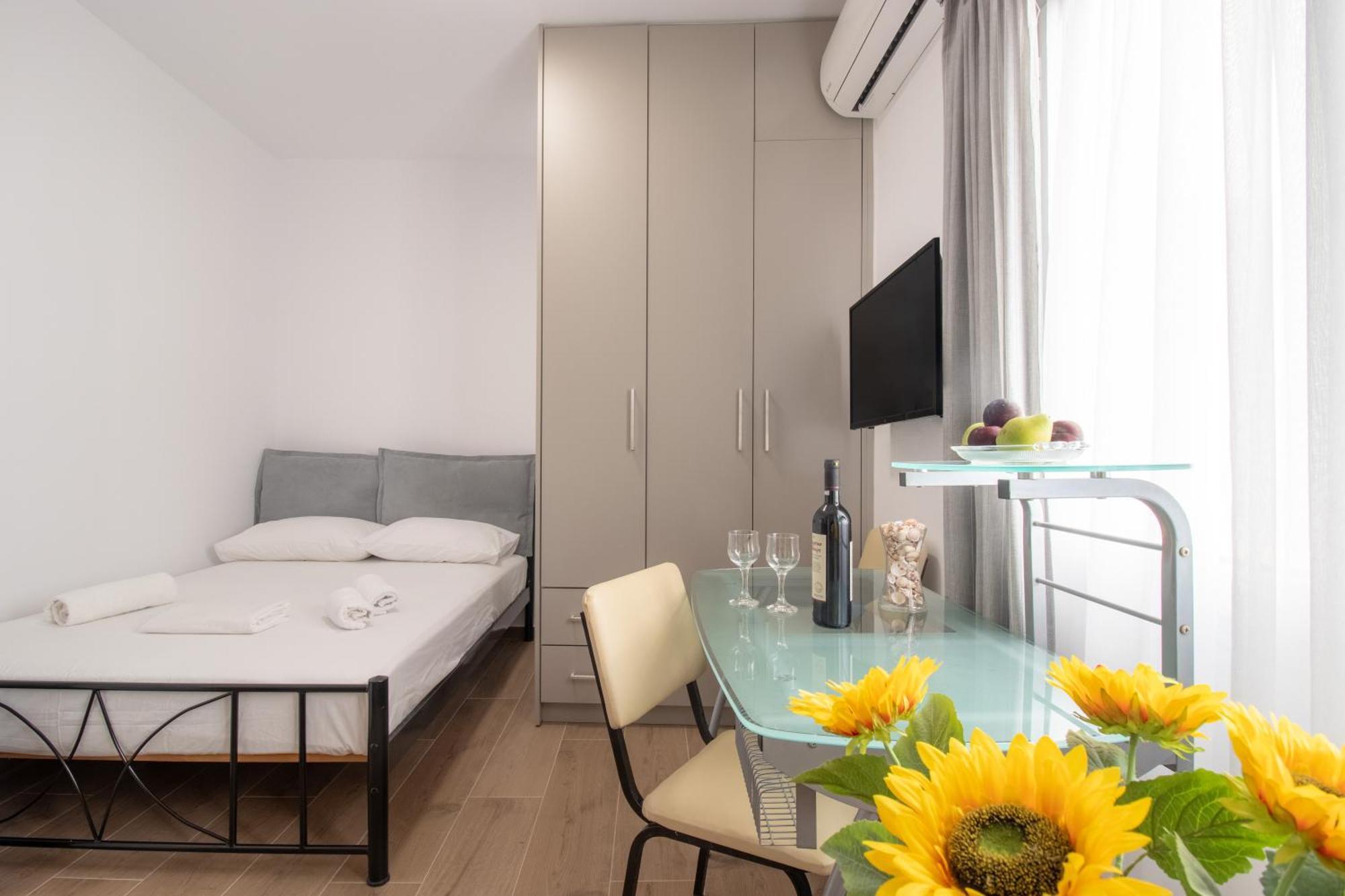 Central Park Urban Studios Heraklion  ภายนอก รูปภาพ