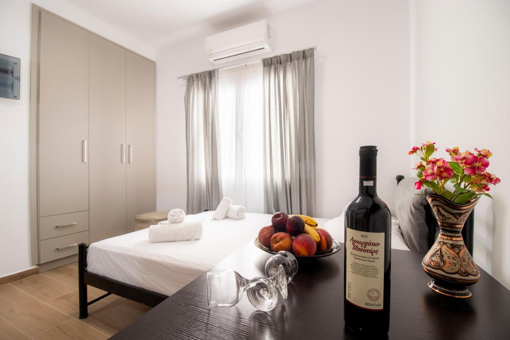 Central Park Urban Studios Heraklion  ภายนอก รูปภาพ