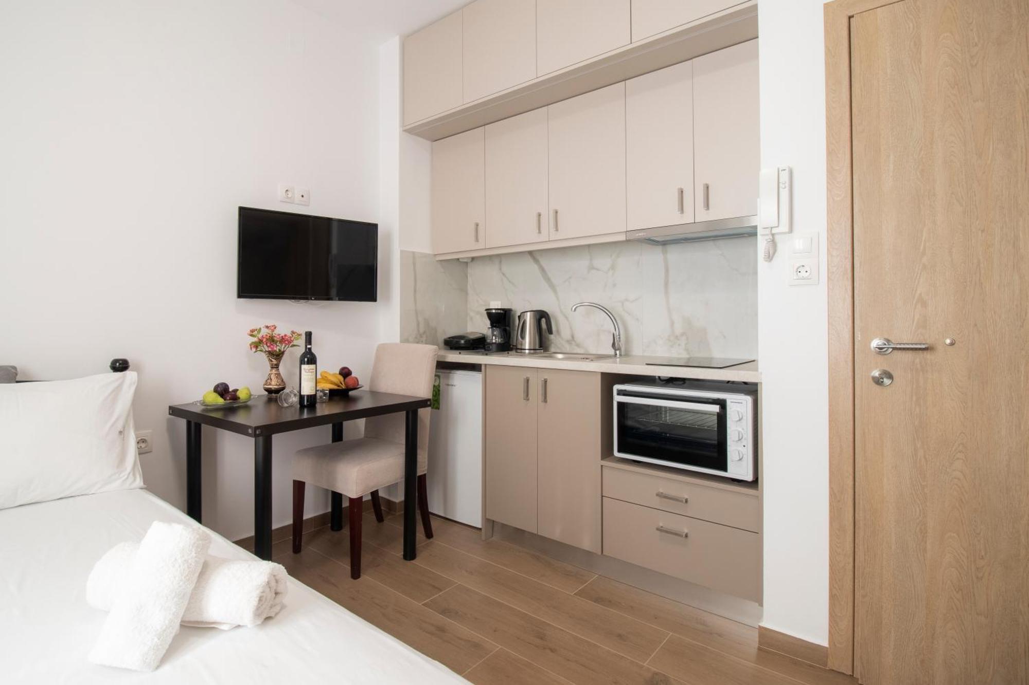 Central Park Urban Studios Heraklion  ภายนอก รูปภาพ